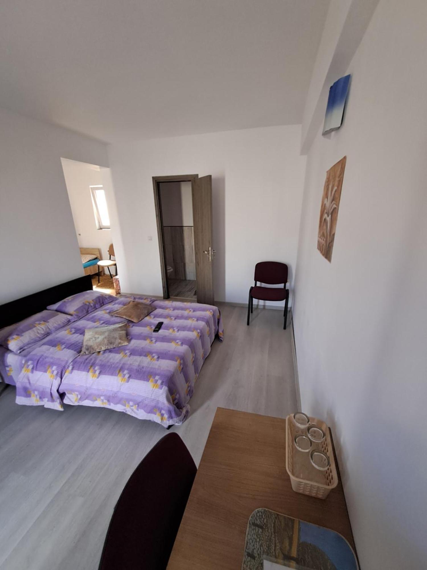 Apartamento Casa Marvik Oradea Exterior foto